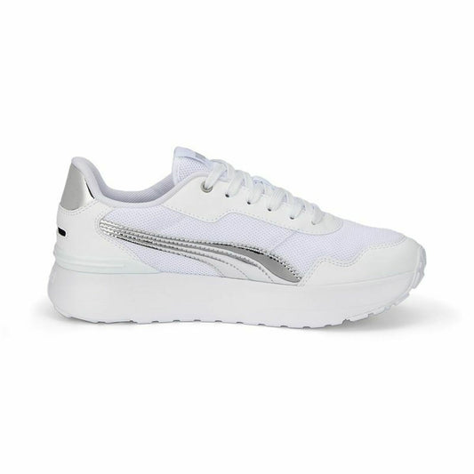 Sports Trainers for Women Puma R78 Voyage Distressed White Puma