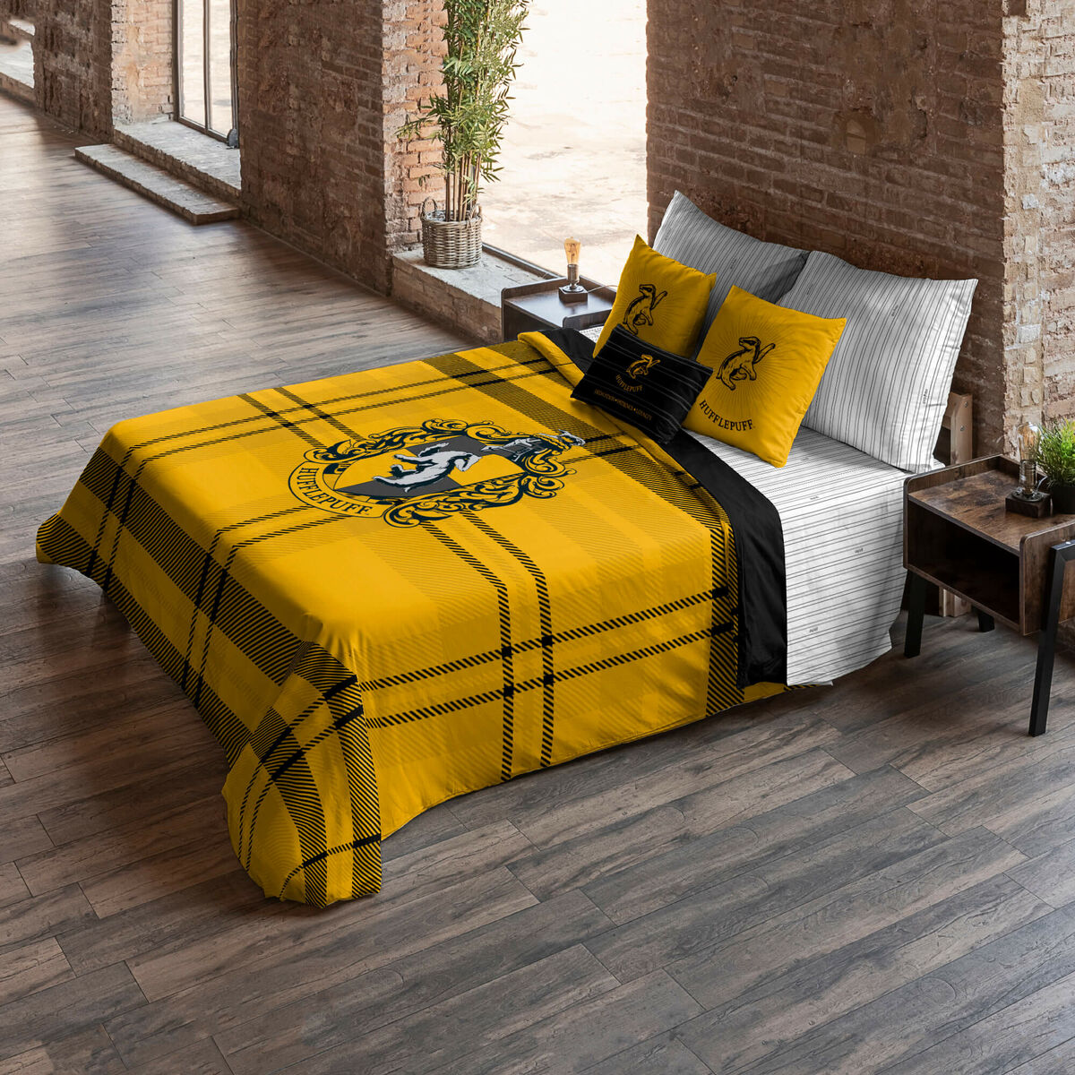 Nordic cover Harry Potter Classic Hufflepuff Multicolour 175 Threads 240 x 220 cm King size Harry Potter